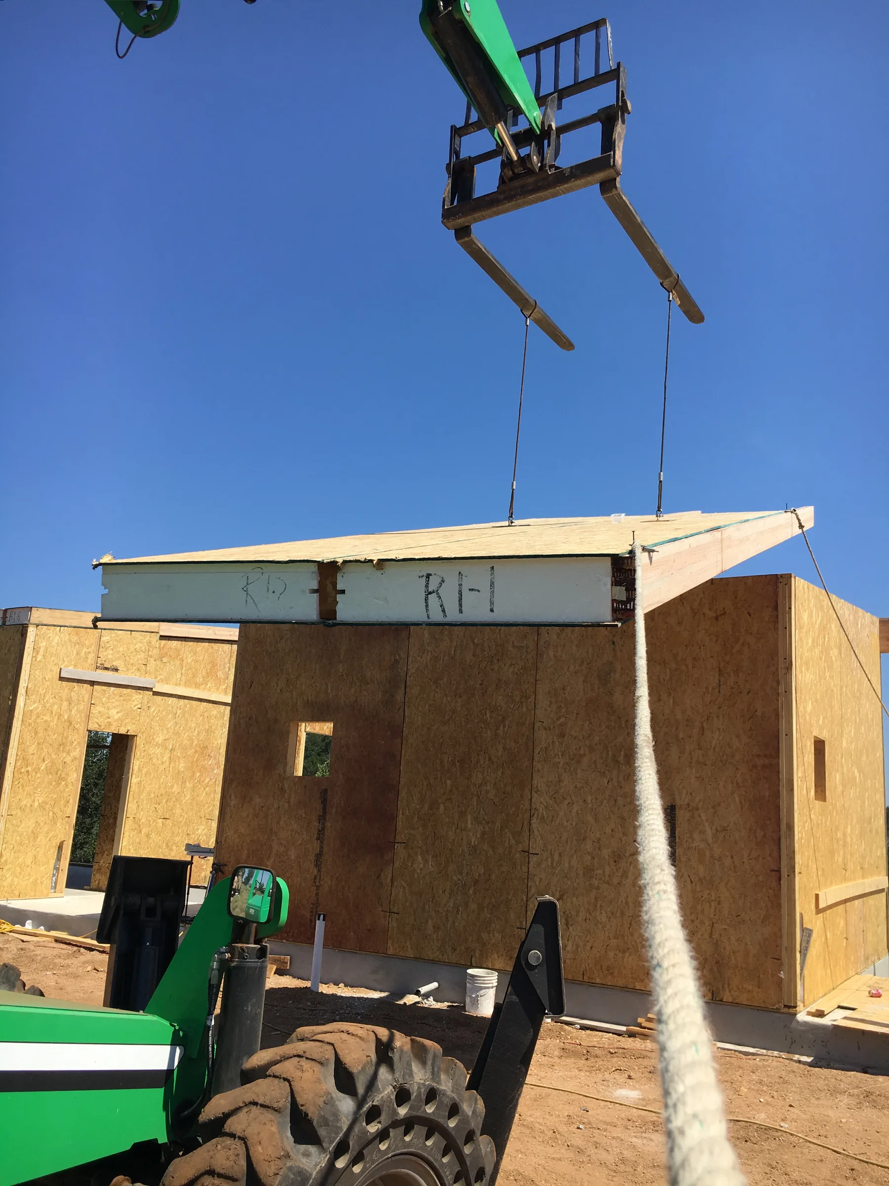 Design/Build Hunting Cabin — photograph 15 of 34